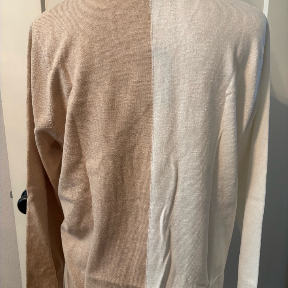 Masters - Magnolia Lane Two-Tone Cream and Tan Sweater in size large - Picture 3 of 7